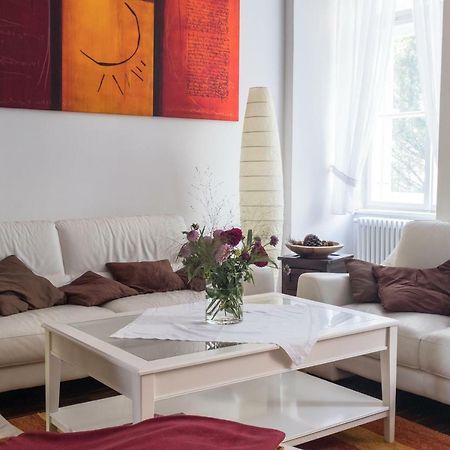 Spacious Old Town Luxury Apartment Linz Esterno foto