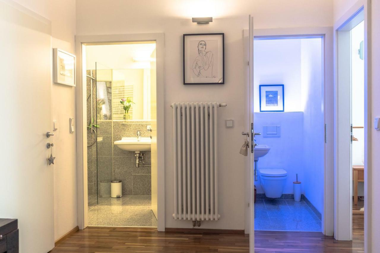 Spacious Old Town Luxury Apartment Linz Esterno foto