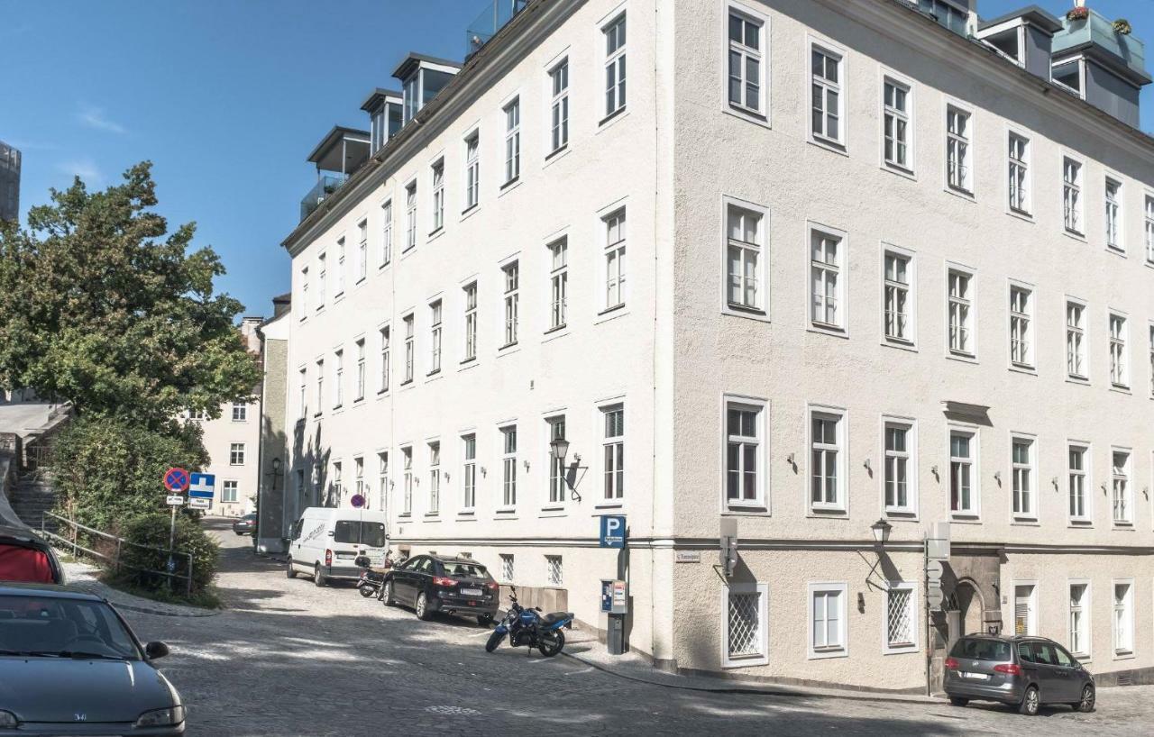 Spacious Old Town Luxury Apartment Linz Esterno foto